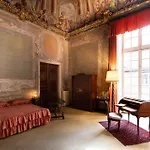 Palazzo Sinibaldo Fieschi *