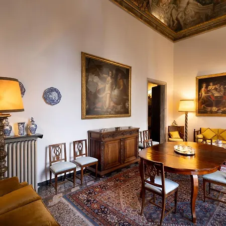 Palazzo Sinibaldo Fieschi *