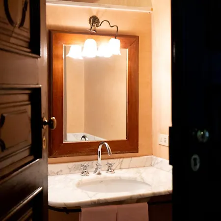 Appartement Palazzo Sinibaldo Fieschi Genua