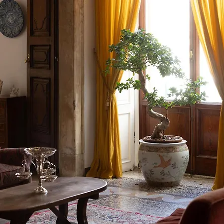 Apartment Palazzo Sinibaldo Fieschi